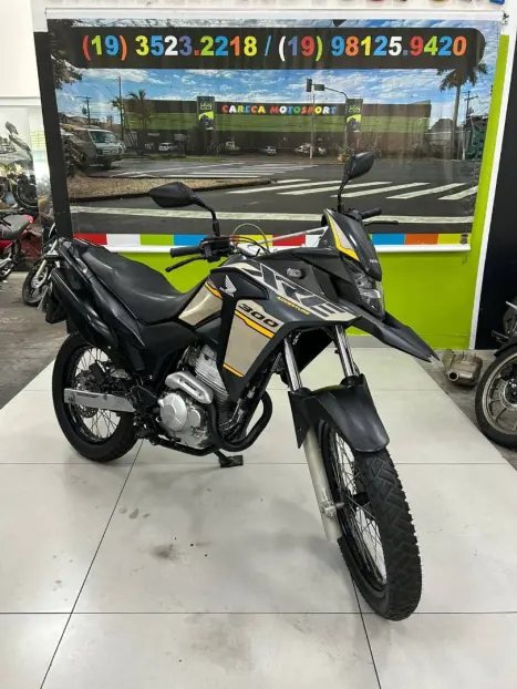 HONDA XRE 300 , Foto 1