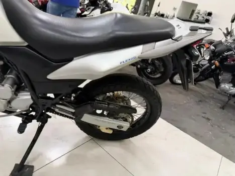 HONDA XRE 300 , Foto 10
