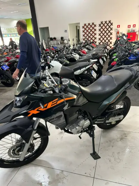 HONDA XRE 300 , Foto 2