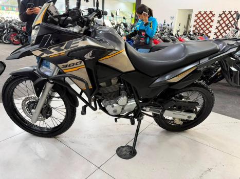HONDA XRE 300 , Foto 7