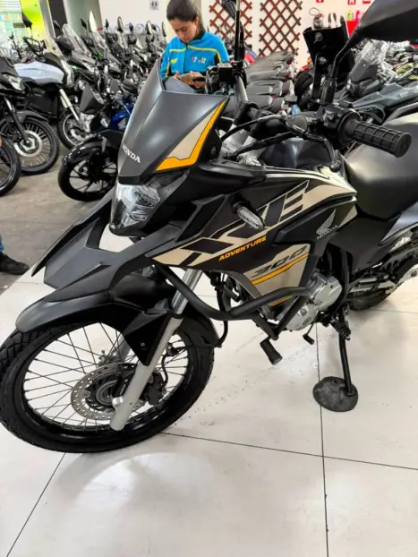 HONDA XRE 300 , Foto 9