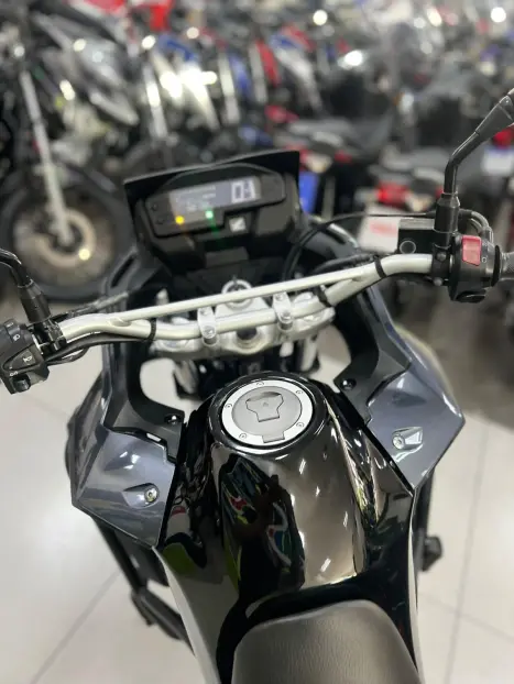 HONDA XRE 300 , Foto 9