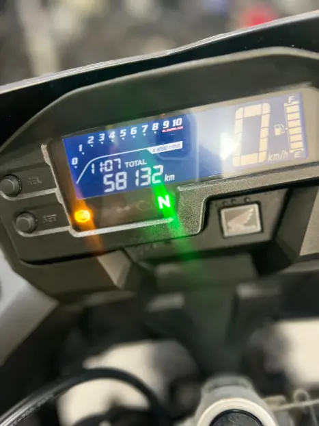 HONDA XRE 300 , Foto 10