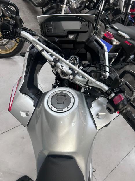 HONDA XRE 300 , Foto 6