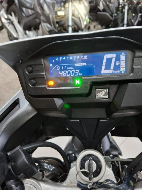 HONDA XRE 300 , Foto 2