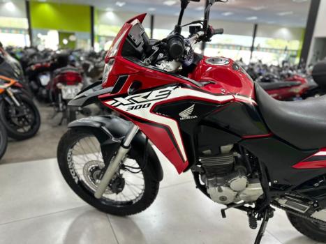 HONDA XRE 300 ABS, Foto 3