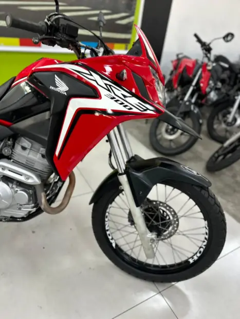 HONDA XRE 300 ABS, Foto 12