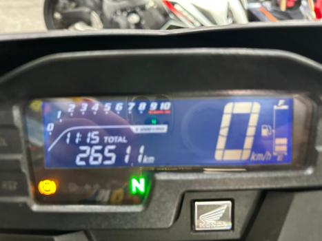 HONDA XRE 300 ABS, Foto 2
