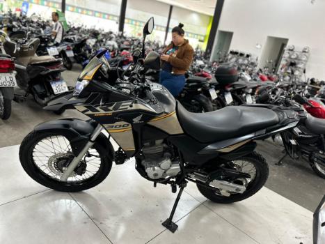 HONDA XRE 300 ABS, Foto 3