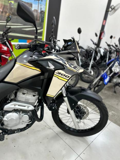 HONDA XRE 300 ABS, Foto 12