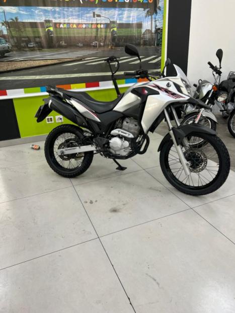 HONDA XRE 300 ABS, Foto 2