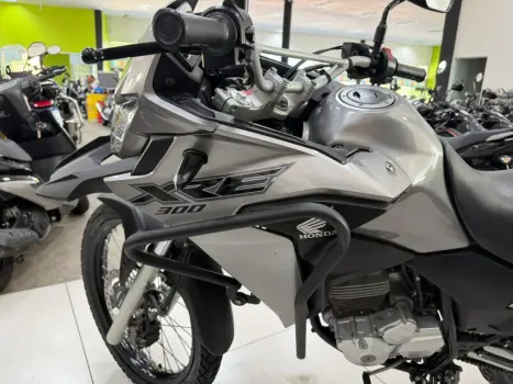HONDA XRE 300 ABS, Foto 7