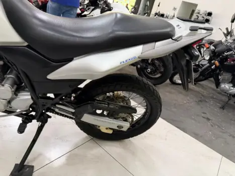 HONDA XRE 300 ABS, Foto 16