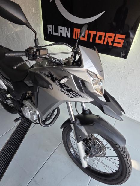 HONDA XRE 300 ABS, Foto 5