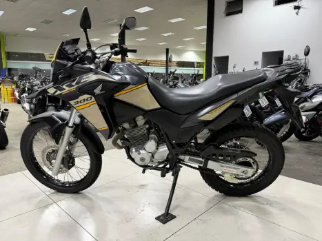 HONDA XRE 300 ADVENTURE, Foto 19