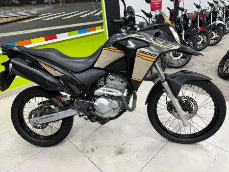 HONDA XRE 300 ADVENTURE, Foto 22