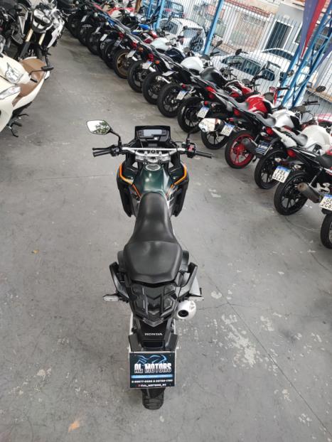 HONDA XRE 300 ADVENTURE, Foto 7