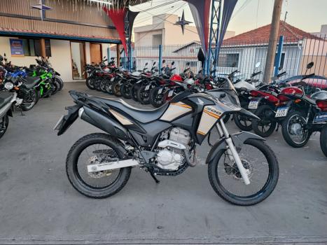 HONDA XRE 300 ADVENTURE, Foto 1