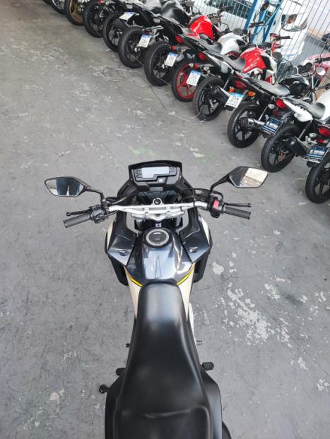 HONDA XRE 300 ADVENTURE, Foto 7