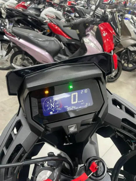 HONDA XRE 300 Sahara , Foto 6 HONDA XRE 300 Sahara , Foto 6