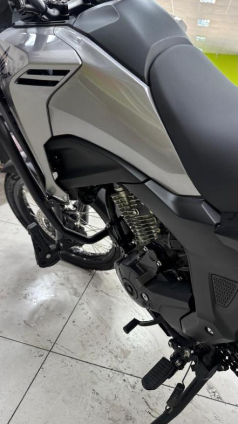 HONDA XRE 300 Sahara , Foto 8