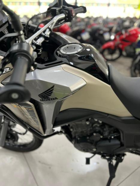 HONDA XRE 300 Sahara ADVENTURE, Foto 6