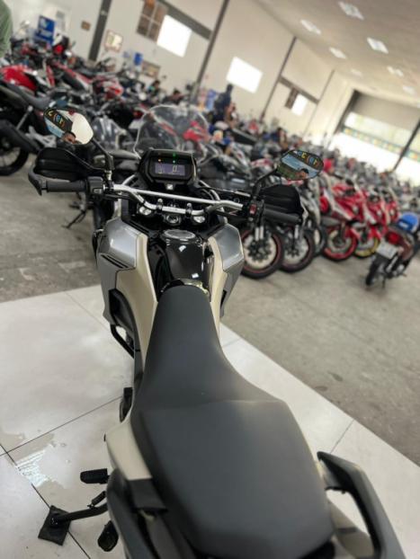 HONDA XRE 300 Sahara ADVENTURE, Foto 10