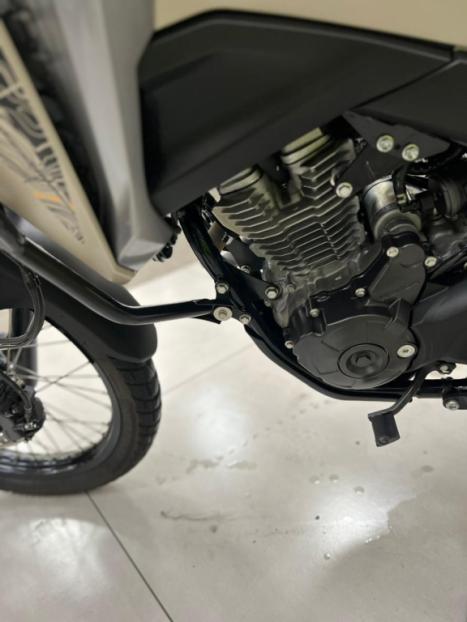 HONDA XRE 300 Sahara ADVENTURE, Foto 12