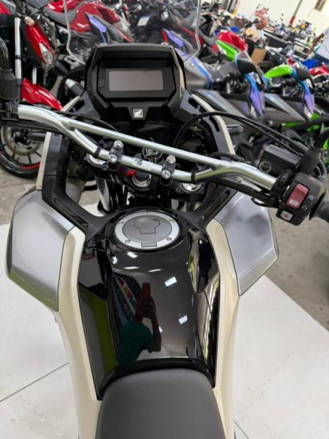 HONDA XRE 300 Sahara ADVENTURE, Foto 13