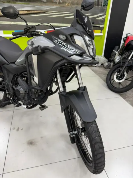 HONDA XRE 300 Sahara , Foto 8