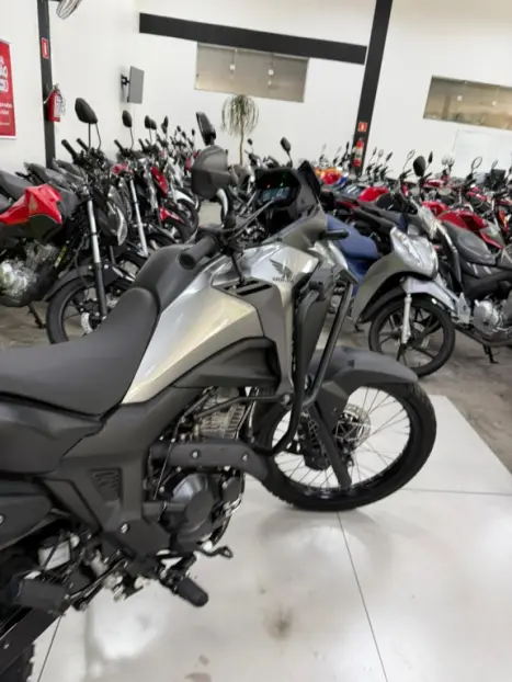 HONDA XRE 300 Sahara , Foto 9