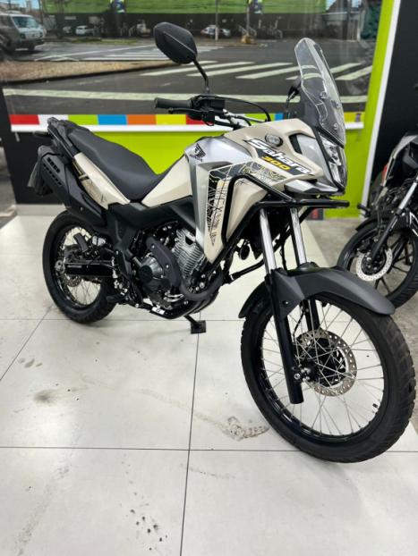 HONDA XRE 300 Sahara ADVENTURE, Foto 1