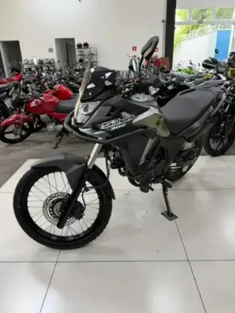 HONDA XRE 300 Sahara , Foto 13