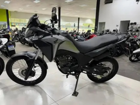 HONDA XRE 300 Sahara , Foto 7
