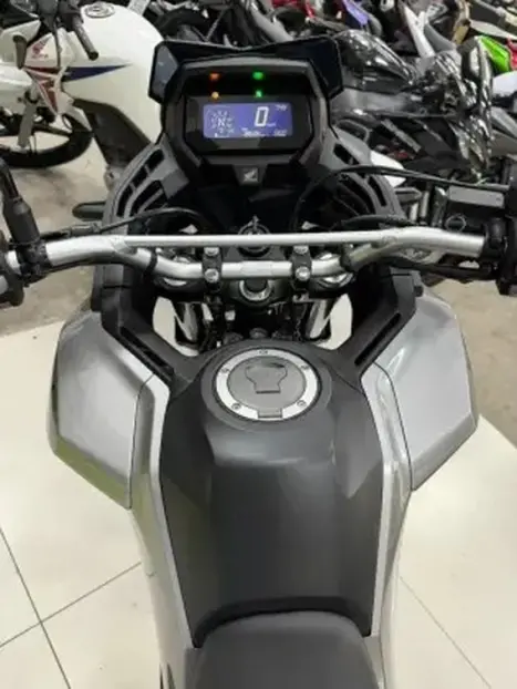 HONDA XRE 300 Sahara , Foto 12