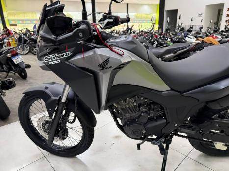 HONDA XRE 300 Sahara , Foto 17