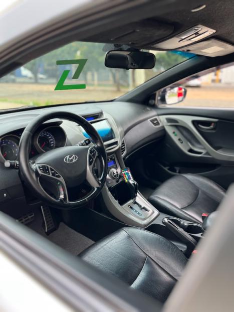 HYUNDAI Elantra 2.0 16V 4P FLEX GLS AUTOM�TICO, Foto 8