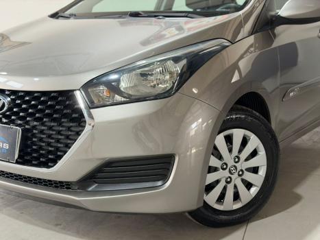 HYUNDAI HB 20 Hatch 1.0 12V 4P FLEX UNIQUE, Foto 4