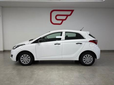 HYUNDAI HB 20 Hatch 1.0 12V 4P FLEX UNIQUE, Foto 4