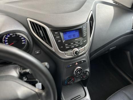 HYUNDAI HB 20 Hatch 1.6 16V 4P COMFORT FLEX AUTOM�TICO, Foto 8