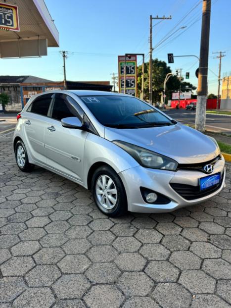 HYUNDAI HB 20 Hatch 1.6 16V 4P FLEX COMFORT PLUS AUTOM�TICO, Foto 3