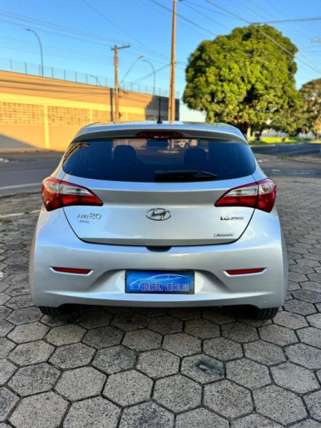 HYUNDAI HB 20 Hatch 1.6 16V 4P FLEX COMFORT PLUS AUTOM�TICO, Foto 5