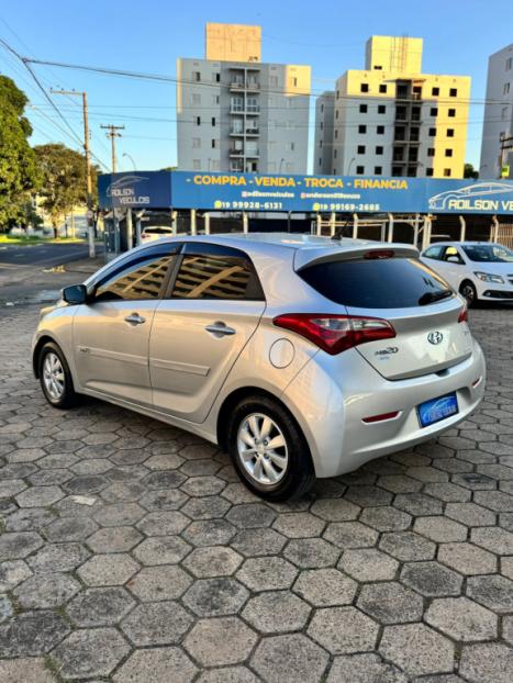 HYUNDAI HB 20 Hatch 1.6 16V 4P FLEX COMFORT PLUS AUTOM�TICO, Foto 6