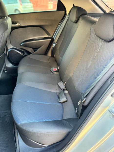 HYUNDAI HB 20 Hatch 1.6 16V 4P FLEX COMFORT PLUS AUTOM�TICO, Foto 8
