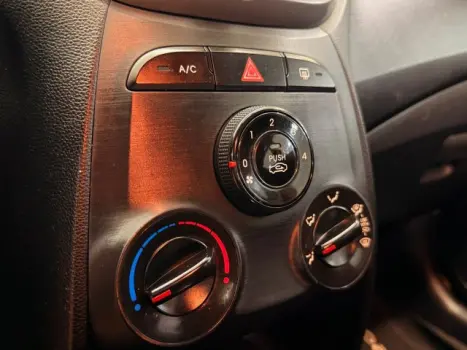 HYUNDAI HB 20 Hatch 1.6 16V 4P FLEX COMFORT PLUS, Foto 12