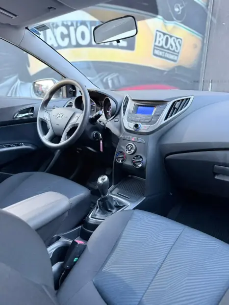 HYUNDAI HB 20 Hatch 1.6 16V 4P FLEX COMFORT PLUS, Foto 15