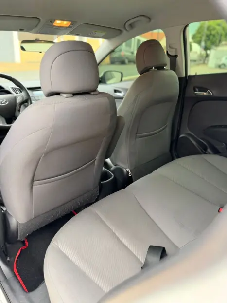 HYUNDAI HB 20 Hatch 1.6 16V 4P PREMIUM FLEX AUTOM�TICO, Foto 7