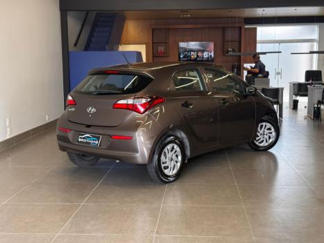 HYUNDAI HB 20 Hatch 1.0 12V 4P FLEX UNIQUE, Foto 5