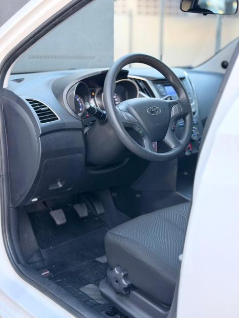 HYUNDAI HB 20 Hatch 1.6 16V 4P FLEX COMFORT PLUS, Foto 14