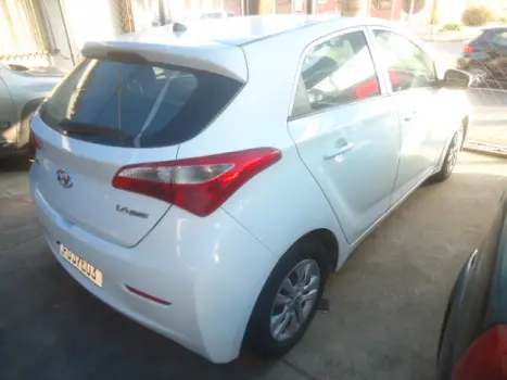 HYUNDAI HB 20 Hatch 1.6 16V 4P FLEX COMFORT PLUS, Foto 2